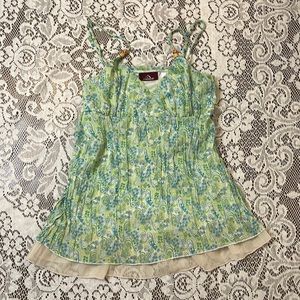 Jordache y2k style tank with beaded strap